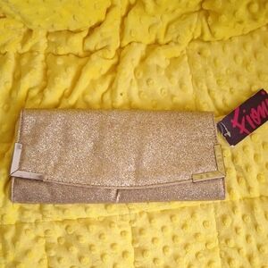 FIONI Clothing Sparkling Gold Clutch